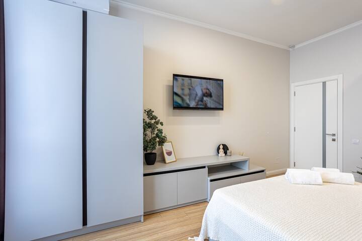 OnTop Apartments S.R.L managed Airbnb listing 2