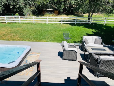 Canyon Creek Retreat: Hot-Tub/Game-Room/Events