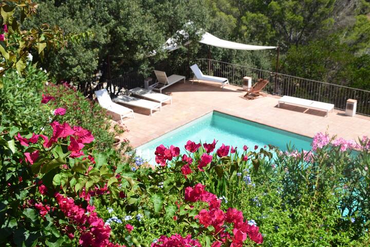 Belle Villa, Piscine, Plage à 5 minutes à pied gallery image 2