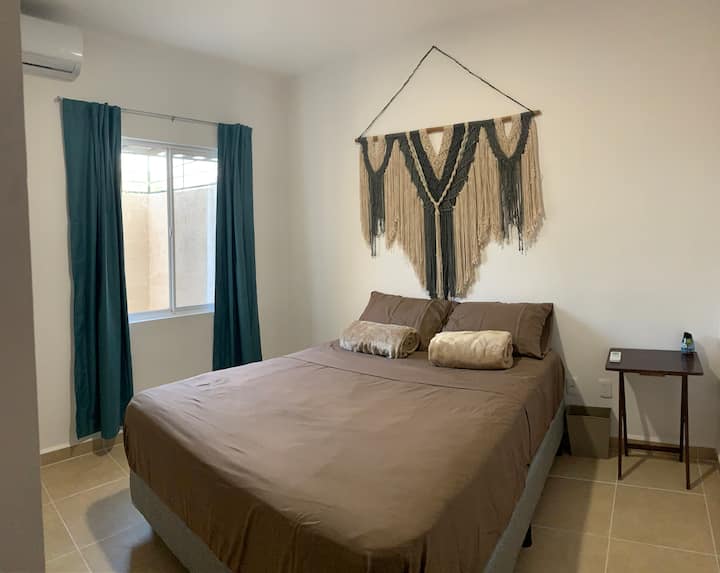 غرفة النوم الرئيسية