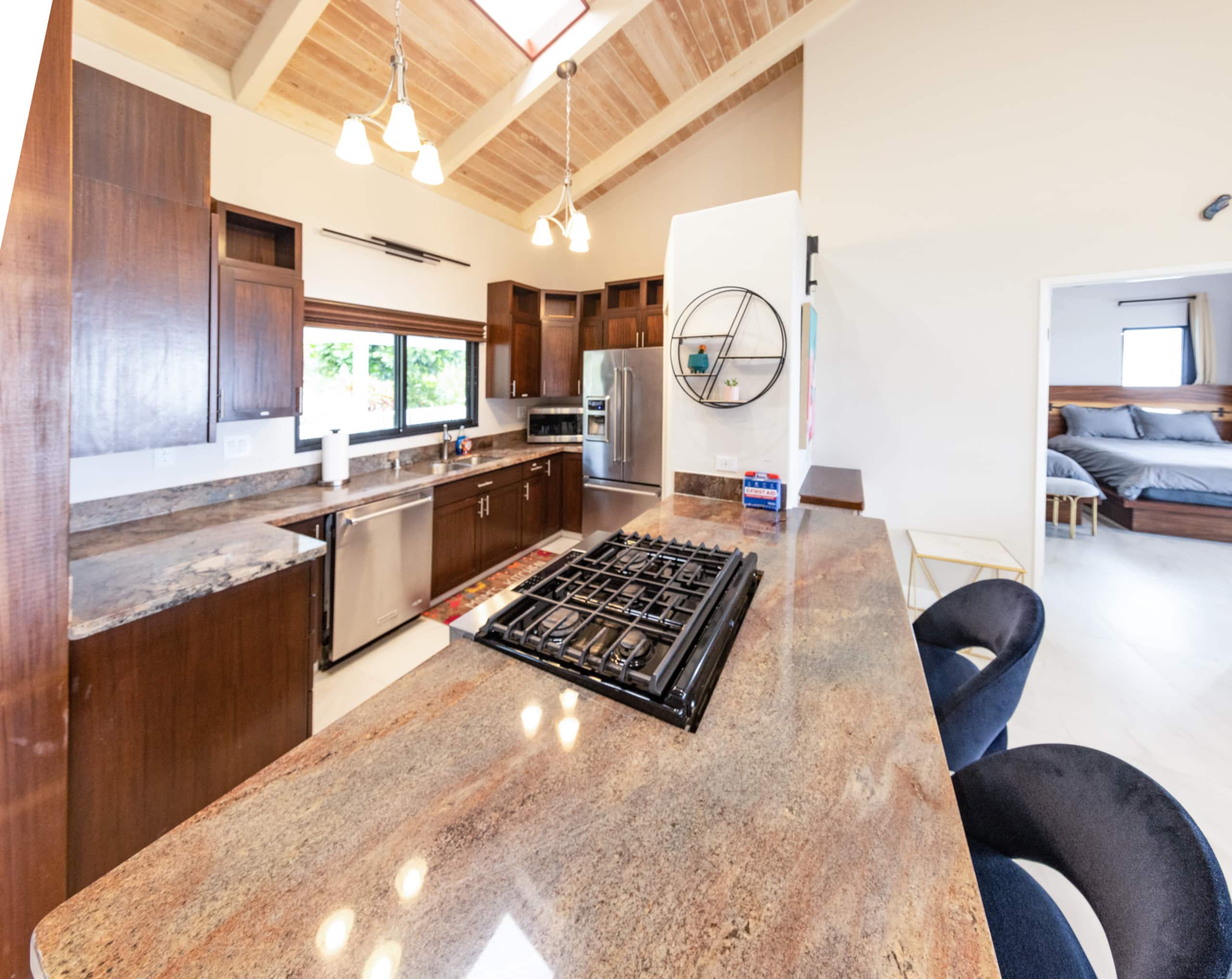 Home in Kailua-Kona · ★4.92 · 3 bedrooms · 4 beds · 2 private baths - Image 9