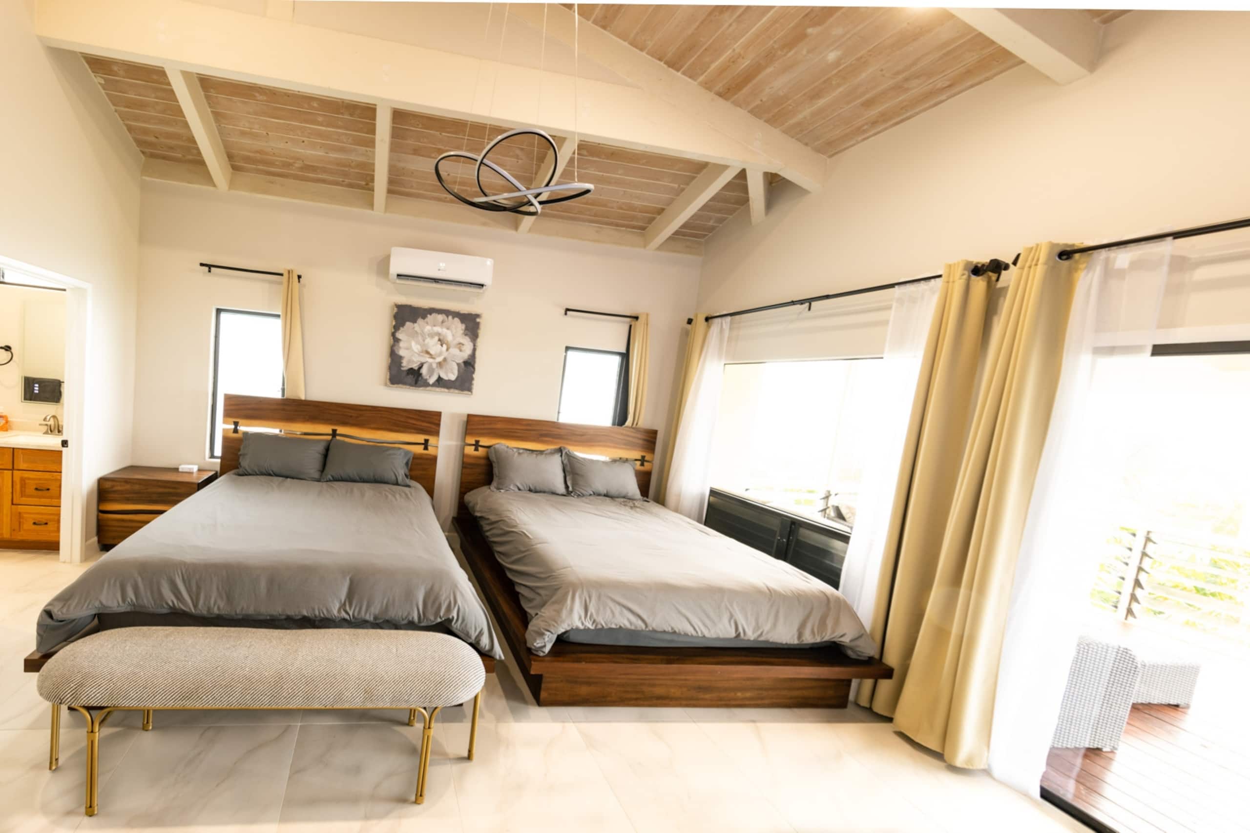 Home in Kailua-Kona · ★4.92 · 3 bedrooms · 4 beds · 2 private baths - Image 1