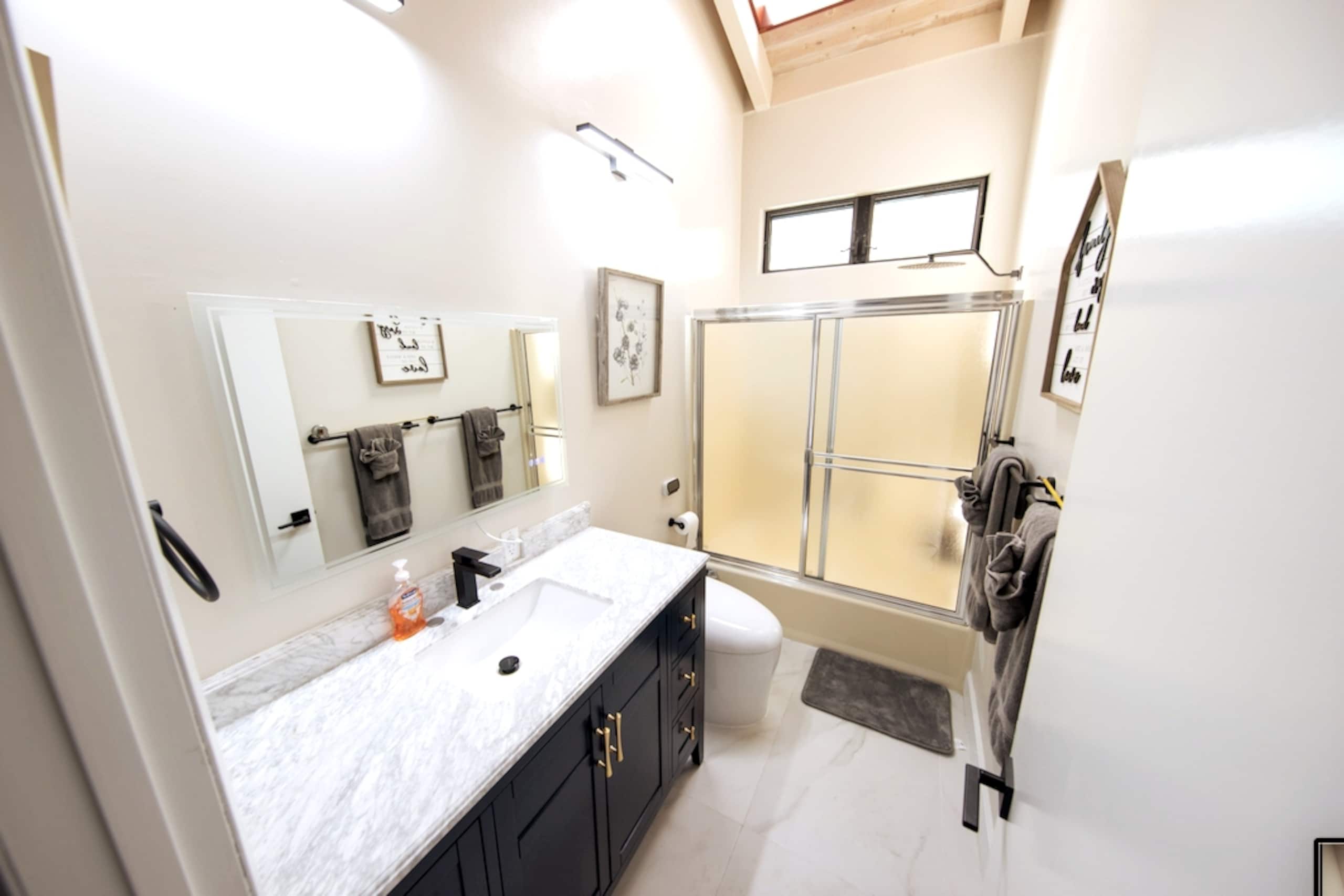 Home in Kailua-Kona · ★4.92 · 3 bedrooms · 4 beds · 2 private baths - Image 17
