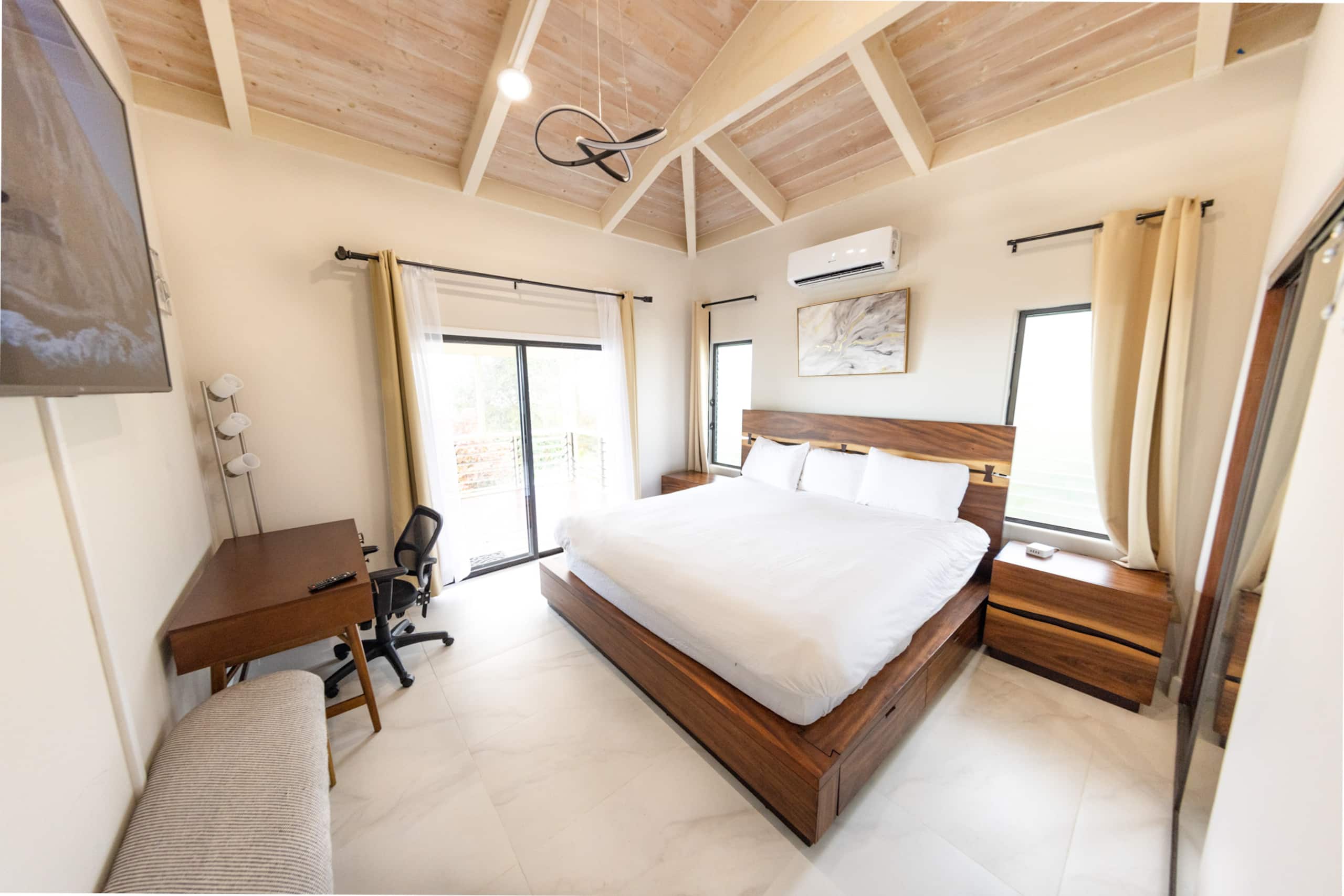 Home in Kailua-Kona · ★4.92 · 3 bedrooms · 4 beds · 2 private baths - Image 2