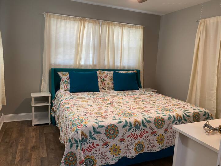 Top 18 Airbnb Vacation Rentals In DeKalb, Illinois Updated 2024 Trip101