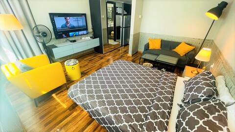 Economy Beachfront Suite sea view & Housekeeping