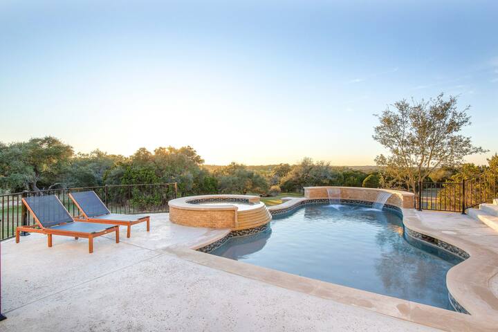 7 Bedroom | Sleep 26 | Pool | Hot Tub | Pool Table gallery image 5