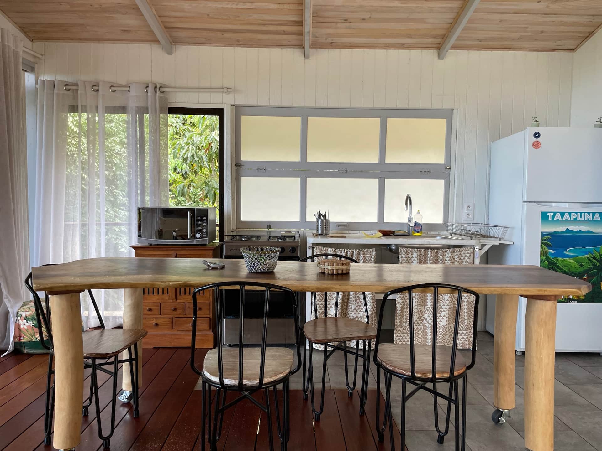 Charming bungalow with sea view Punaauia — photo 5