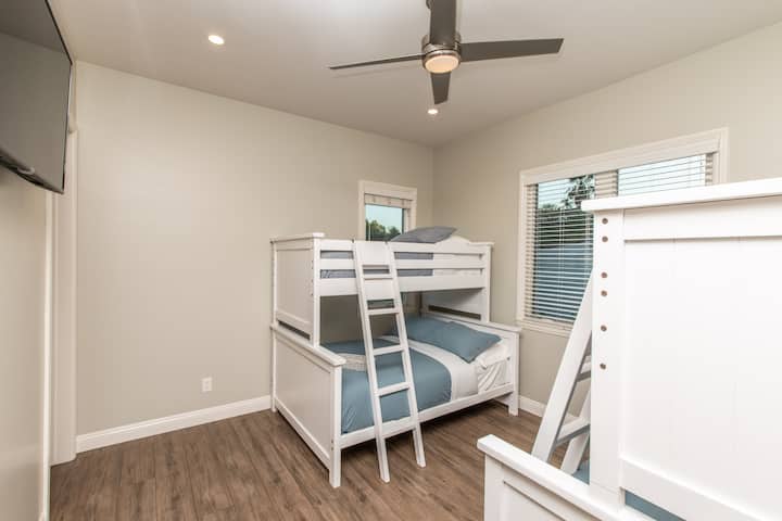 Bedroom #4- 2 bunk beds Twin/Full.
-With TV, Full Bath with stand up shower, single vanity.