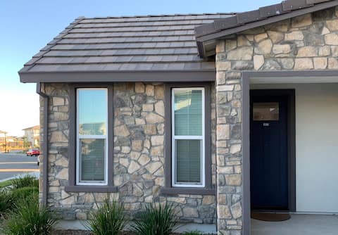 Comfy Casita/Private Entrance in Mountain House