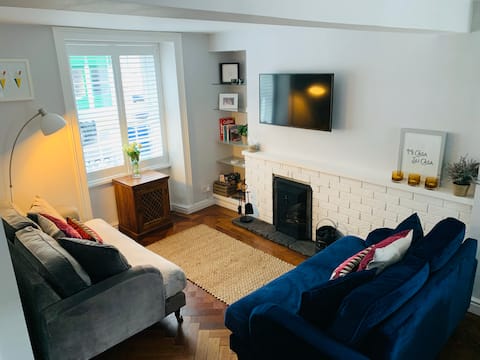 Successful Airbnb property: Charming Cottage in Nefyn - Beach & Golf Nearby in Edern, Morfa Nefyn, Nefyn