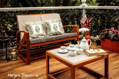 Mirje's Deck - Luxurious 3 BHK & 2 Outdoor Decks