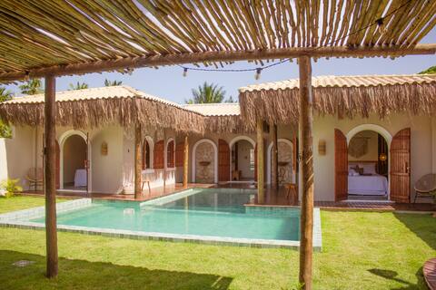 CASA AMARÉ, your REFUGE in Milagres.