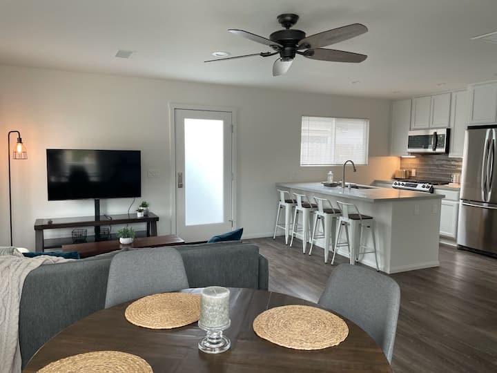 Brand New 1 Bedroom Aparment With Private Patio - Goleta, CA
