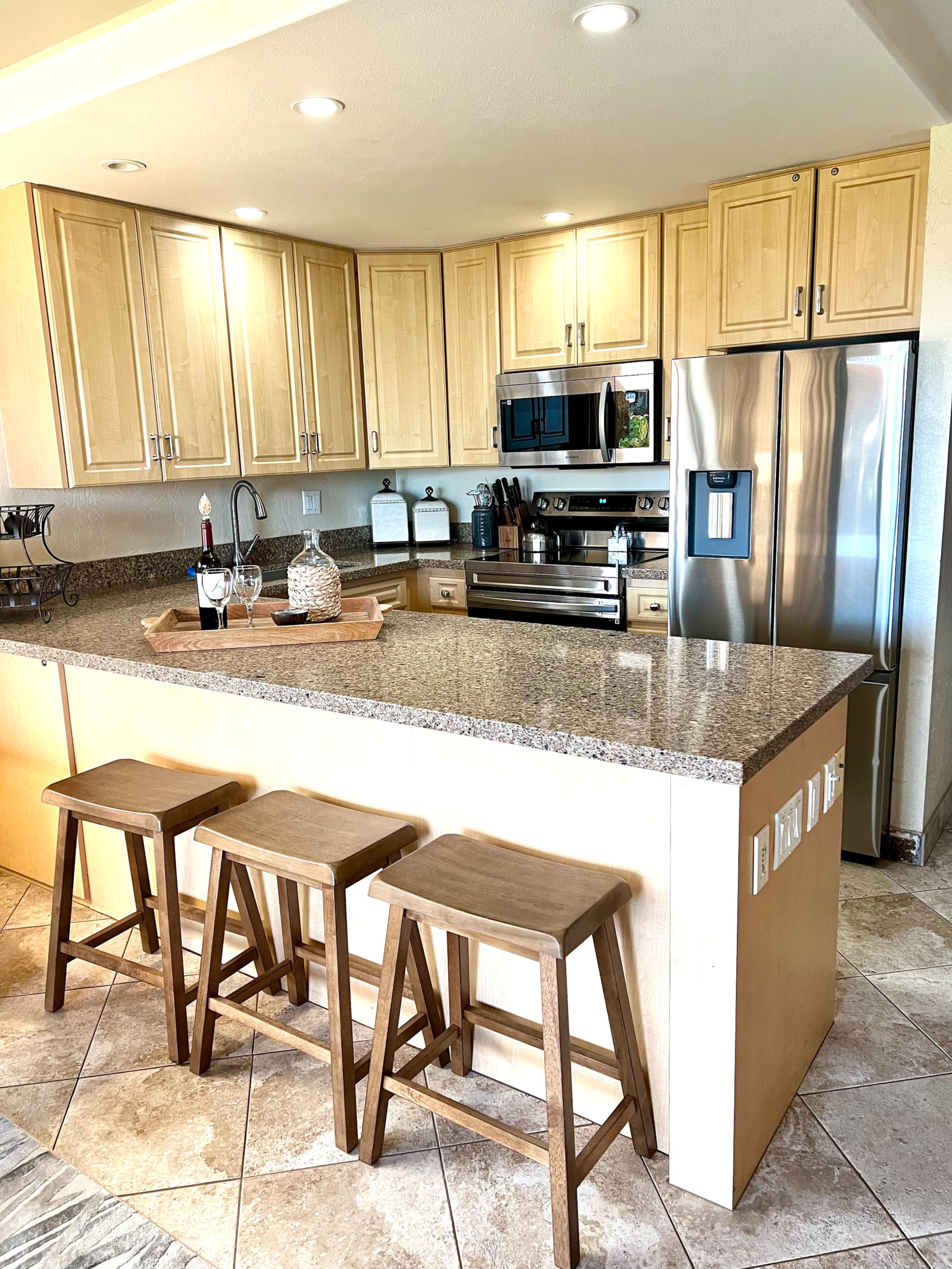 Condo in Lahaina · ★5.0 · 2 bedrooms · 4 beds · 2 shared baths - Image 5