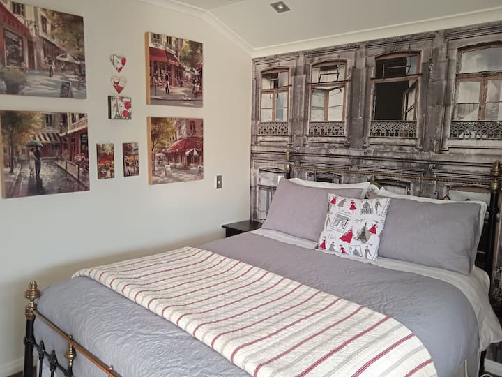 Apt Le Petit. Ideal for a quiet getaway.
