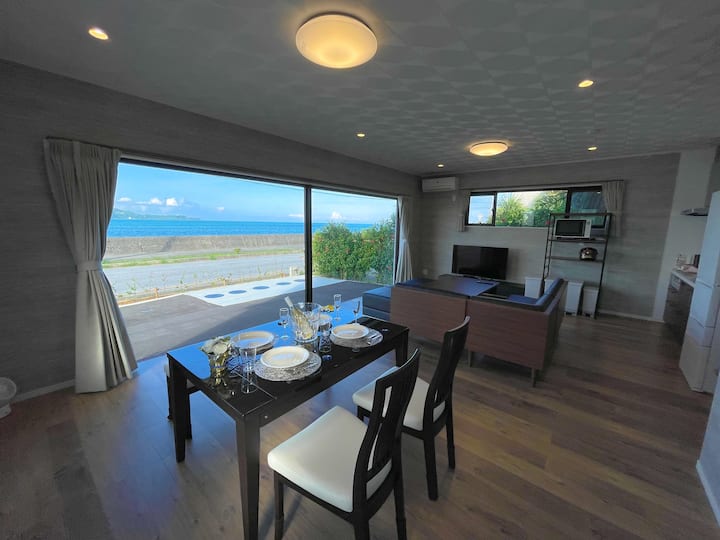 Ocean View/ Rooftop BBQ/ 12 PeopleOK