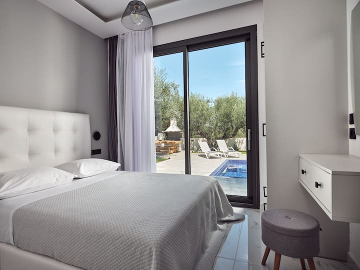 საძინებელი 1