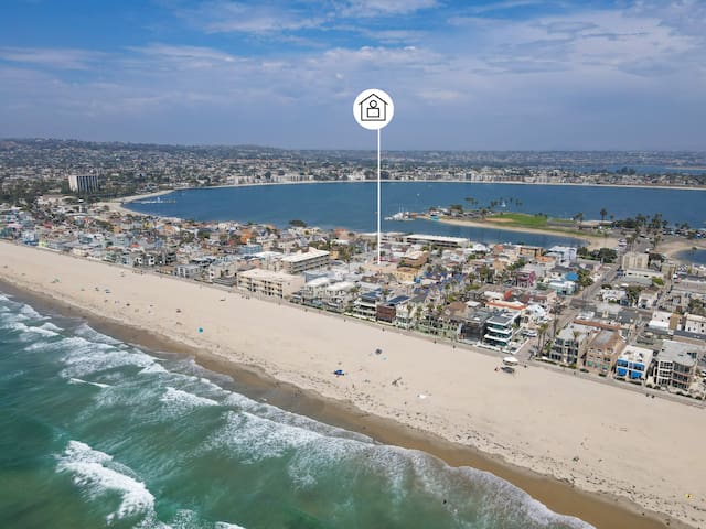 Huge 6/Bed 6/Bath Steps From the Beach