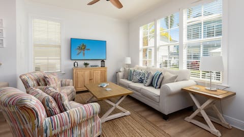 Popular Airbnb listing: Keezy Dream House+Beach, Pool & Kayaks at Anglers in Islamorada, Village Of Islands