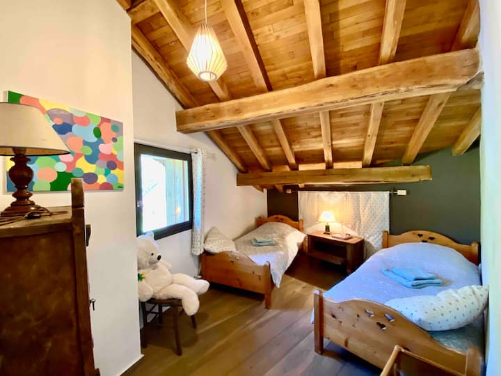 dormitorio #4 con dos camas de 90 x 190 cm