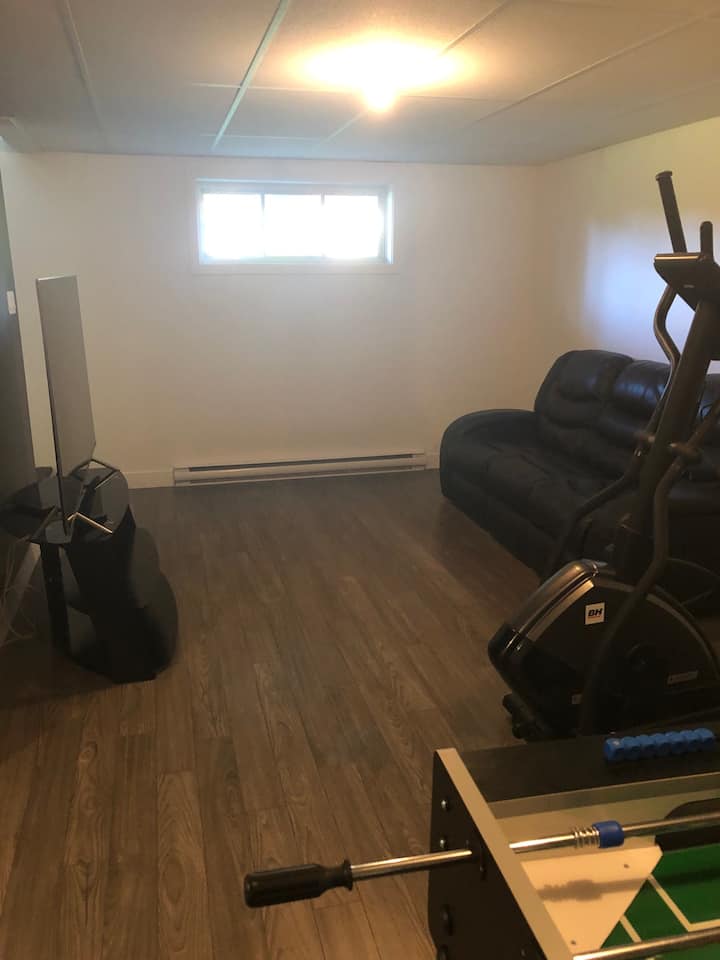 Belle Maison Tranquille Dans Quartier Résidentiel - Shawinigan