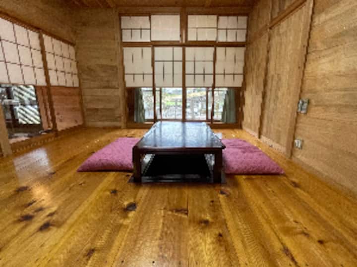 ห้องนั่งเล่น (Living Room)