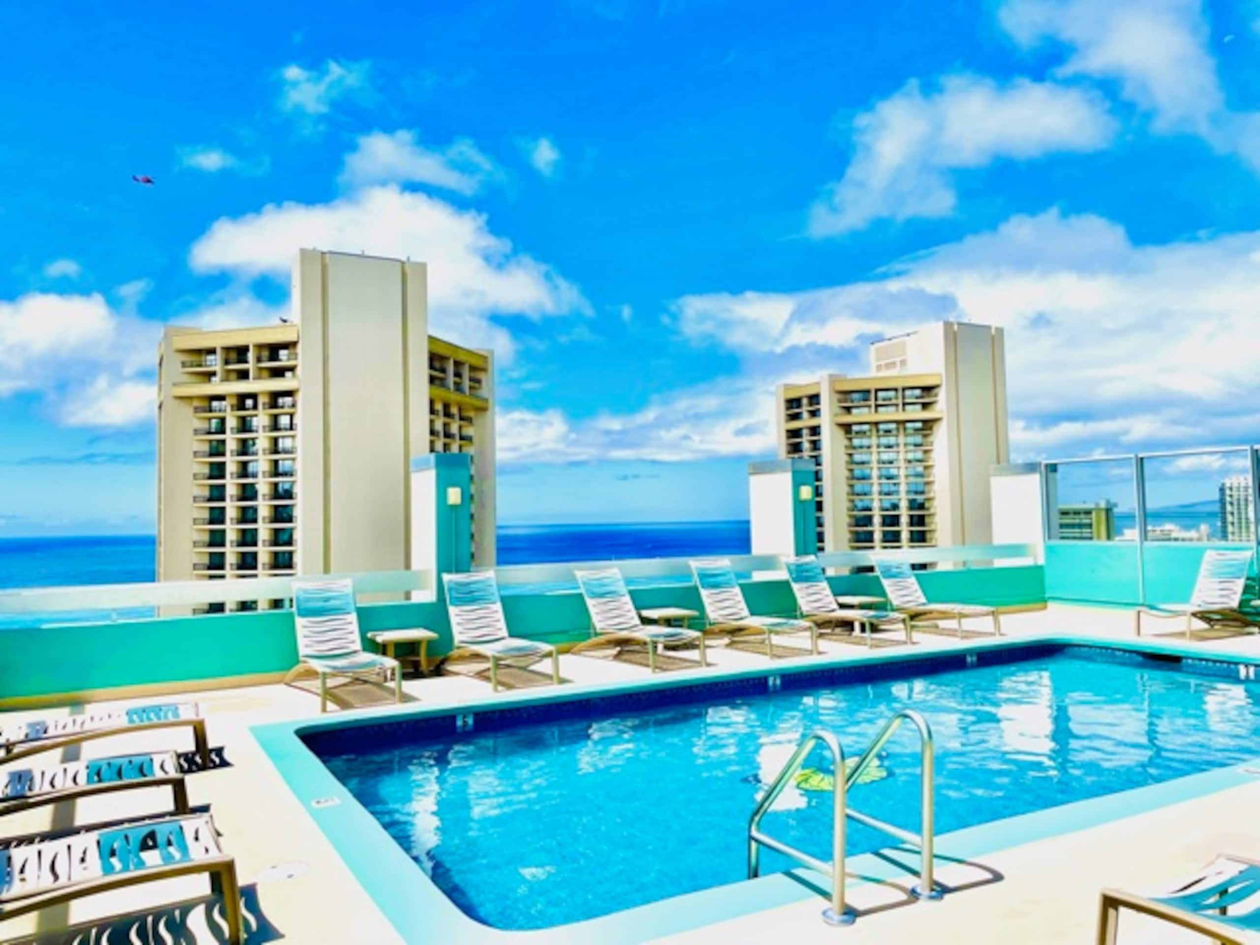 Condo in Honolulu · ★4.75 · 1 bedroom · 2 beds · 1 private bath - Image 22