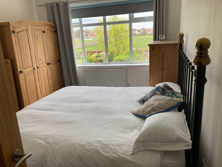 Royal Birkdale Golf Southport Rugby quiet room Houses for Rent in