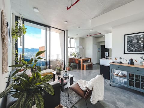 Mountain & City View Experience