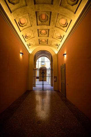 Appartamento unico nel cuore di Bologna gallery image 2