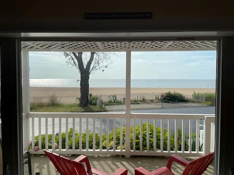 Steps from Soft Sand! 4 Bed/3 Bath Waterfront Home