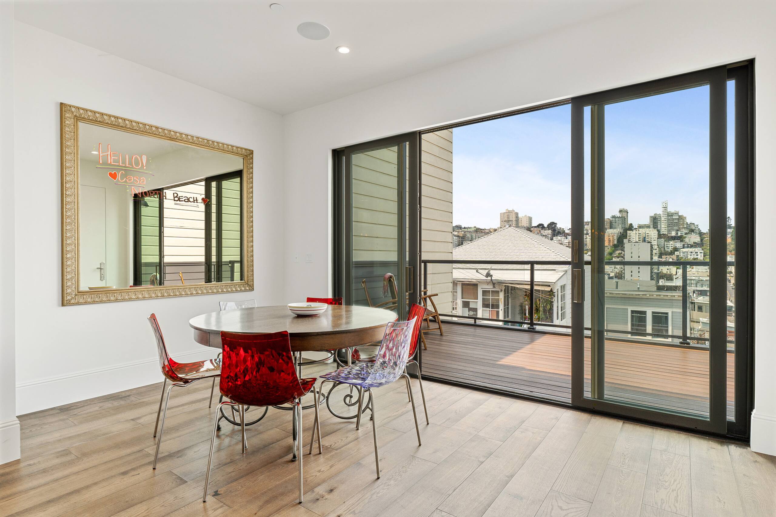 Home in San Francisco · ★4.95 · 2 bedrooms · 2 beds · 3.5 baths - Image 35