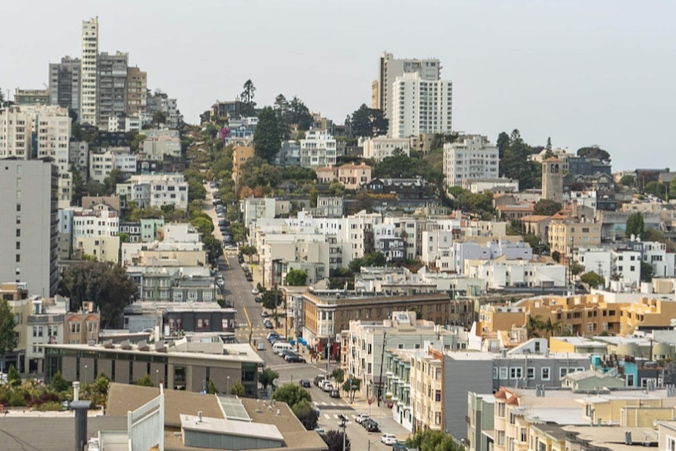 Home in San Francisco · ★4.95 · 2 bedrooms · 2 beds · 3.5 baths - Image 79