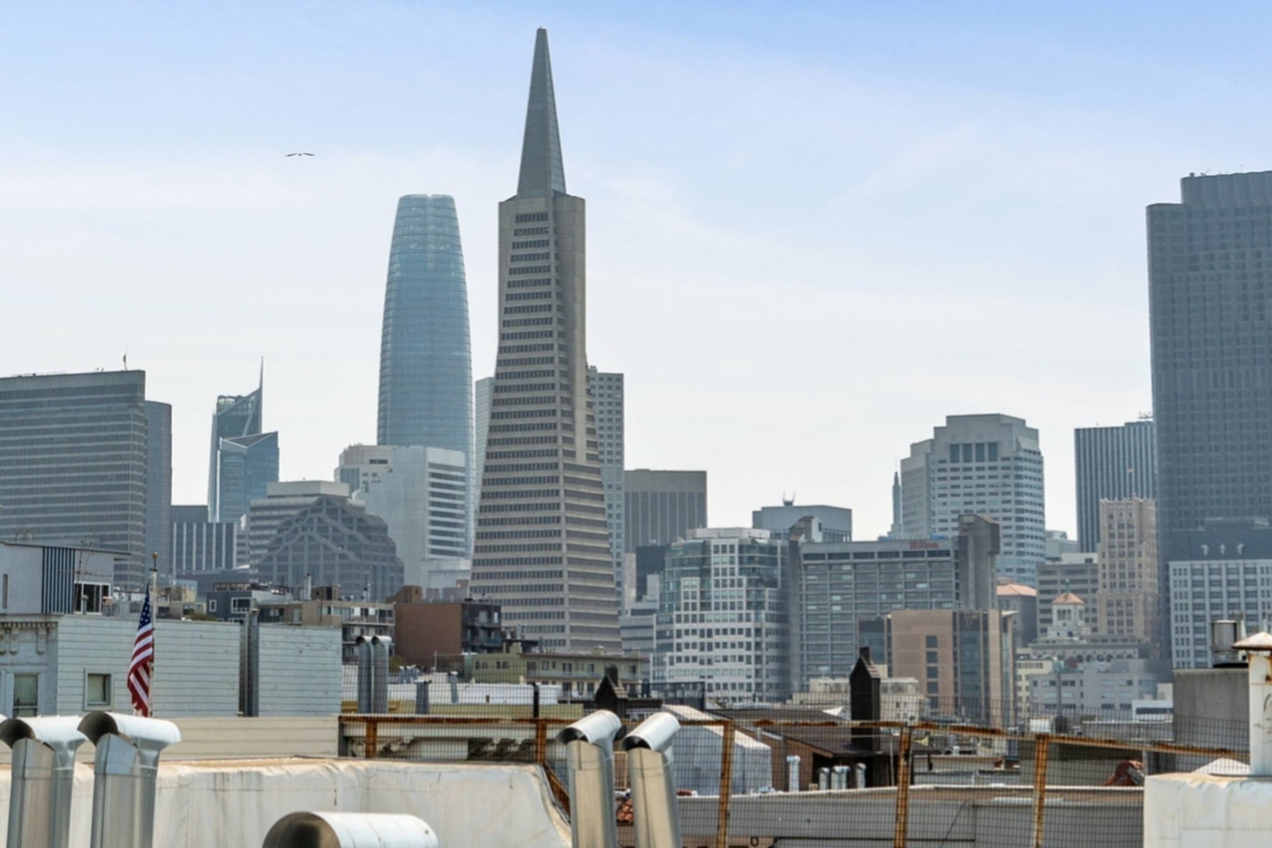 Home in San Francisco · ★4.95 · 2 bedrooms · 2 beds · 3.5 baths - Image 80