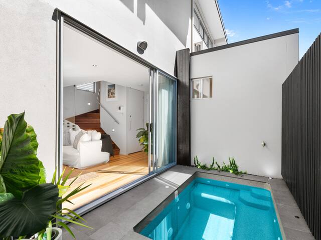 Brisbane House New Farm Architecturally designed gallery image 5