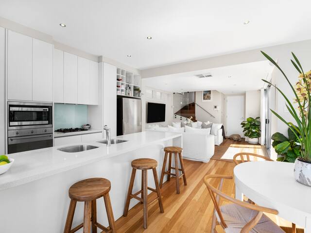 Brisbane House New Farm Architecturally designed gallery image 3