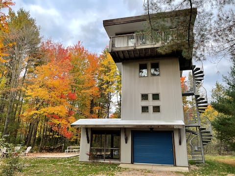 Stay in the Trees | Treehouse Retreat for 10