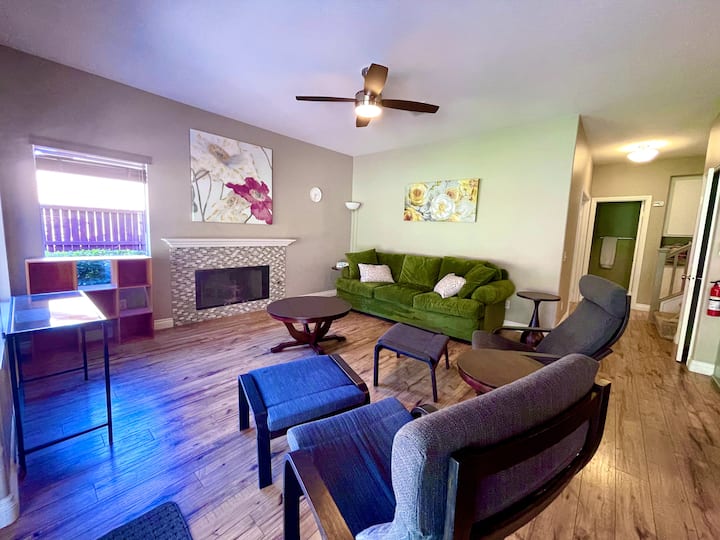 ❤️4 Bedroom 3 Bath Temecula Near Schools, Stores❤️ - Temecula, CA