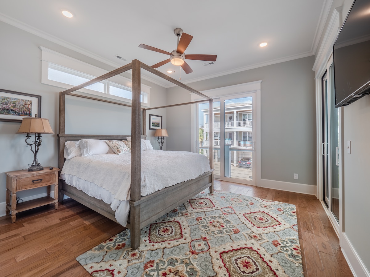 غرفة النوم الرئيسية