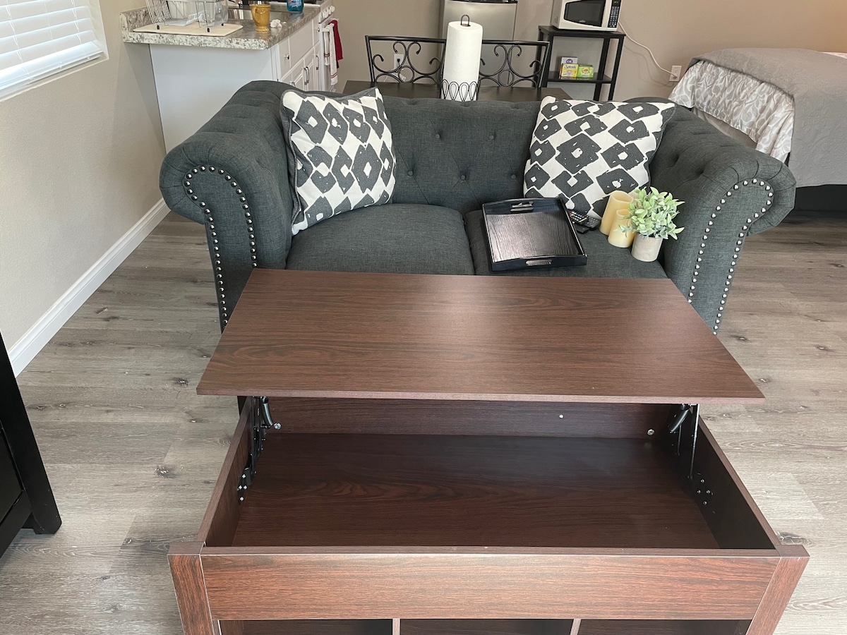 Popular Airbnb listing: Cozy Private Studio in West Covina