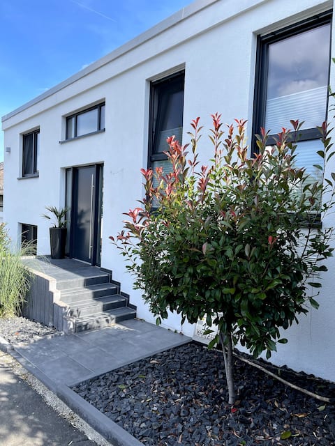 Cozy villa on the edge of the forest in Taunusstein