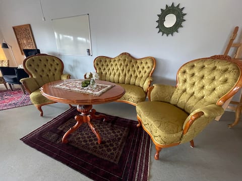 Tjeldøya castle, large group