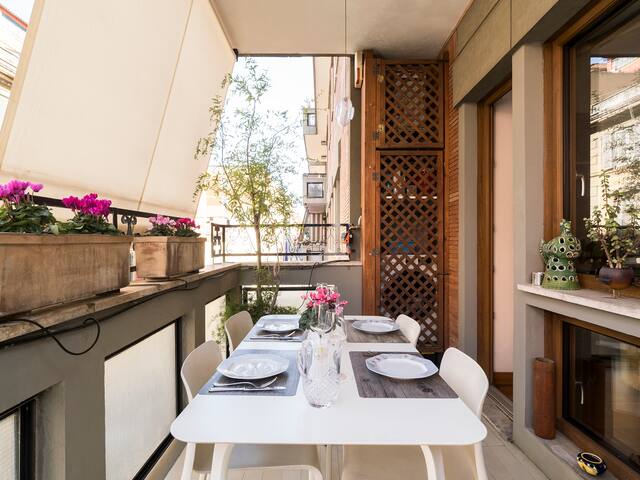 Marisol’s House, Colosseo. gallery image 4