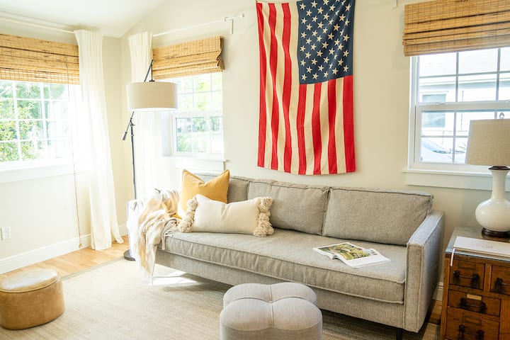 Inn Season Cottage-cozy Florida Living - Fort Myers, FL