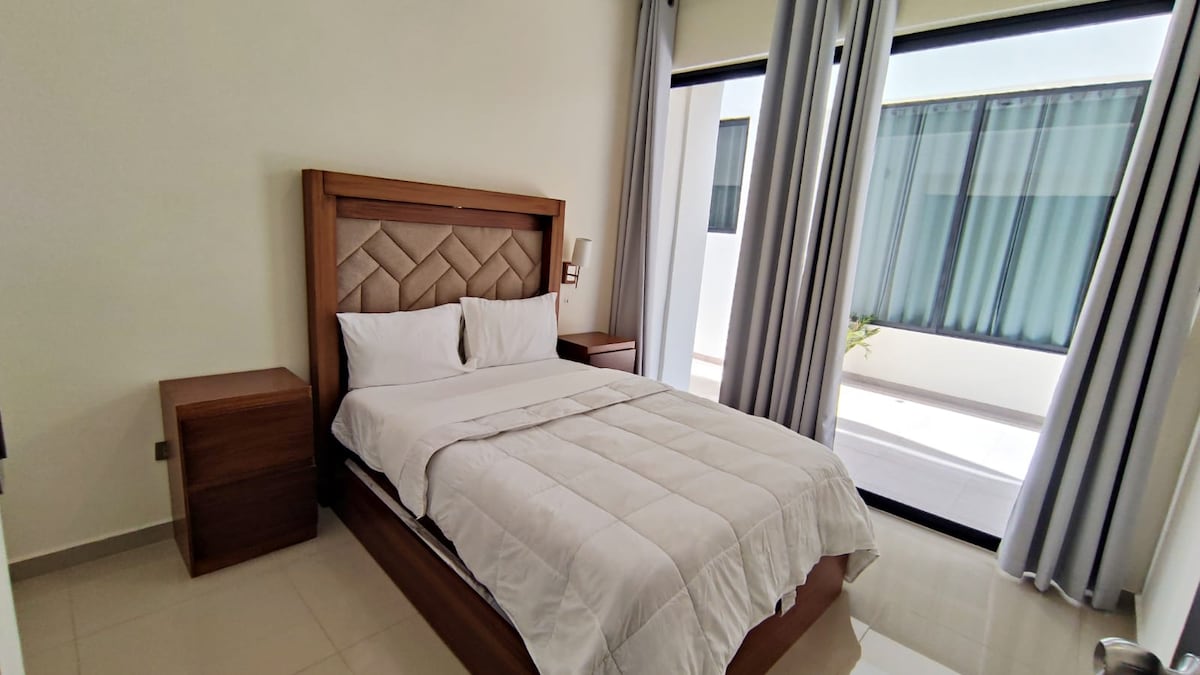 Საძინებელი 1 (მე-2 საწოლის ქვეშ)