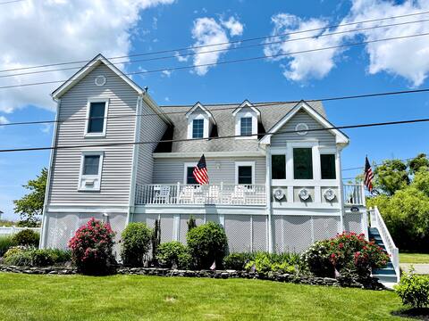 5 BdRm 3 Bath Family Home with POOL