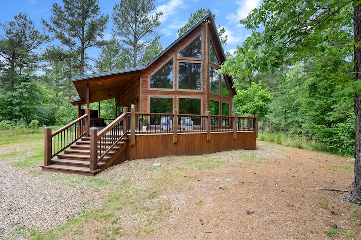 Great Views, High Speed Internet, Hot Tub, Fireplace, Balcony, Sauna, Loft! - Oklahoma