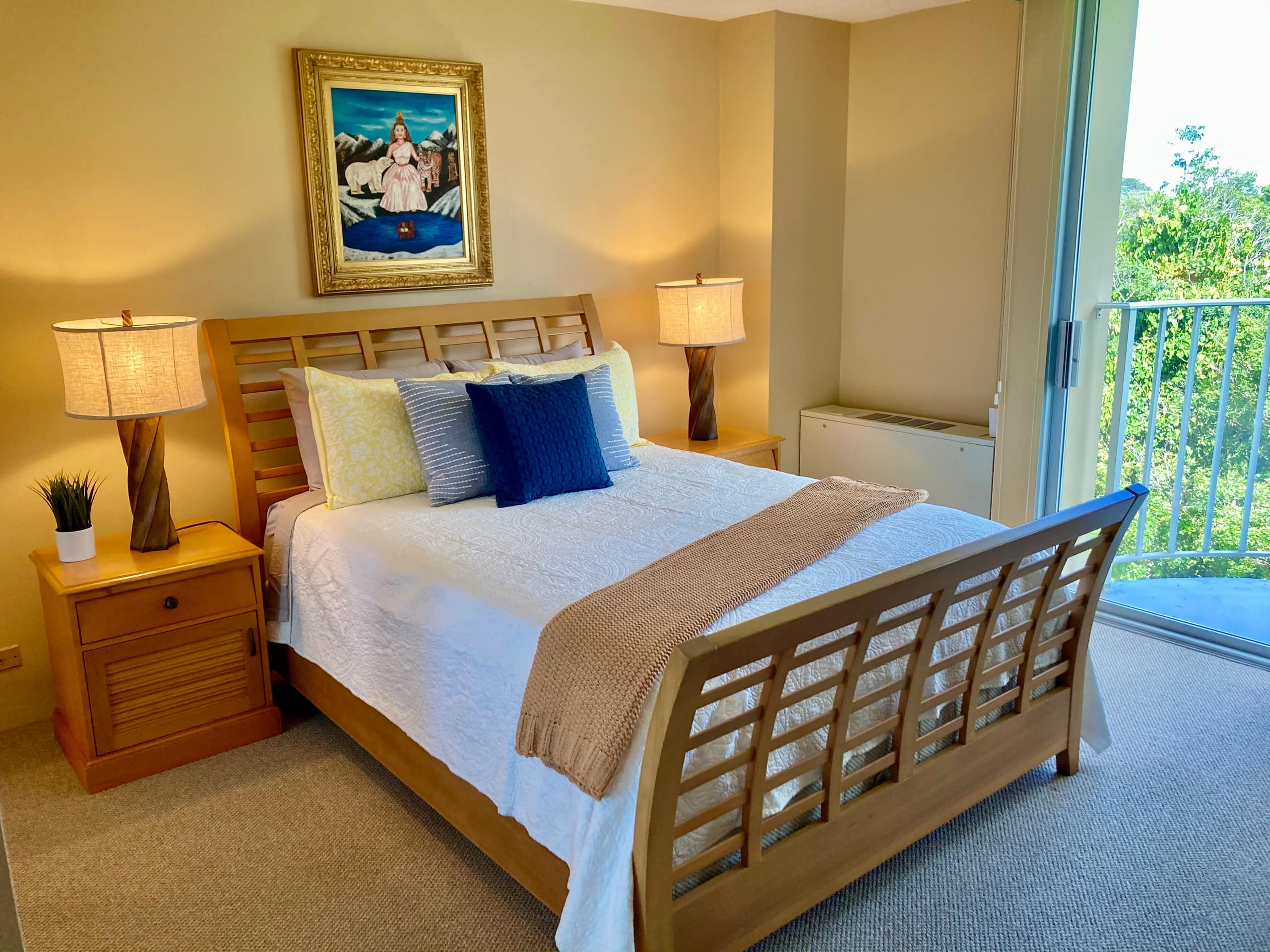 Condo in Hilo · ★4.85 · 2 bedrooms · 2 beds · 2 shared baths - Image 6