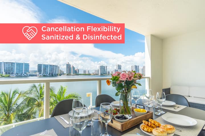 Modern Condo With Amazing Intracoastal Views - Sunny Isles Beach